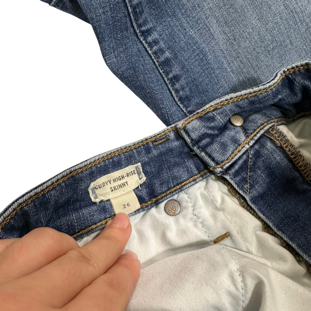 Madewell Curvy High Rise Skinny Jeans Distressed Hem - Picture 8 of 10